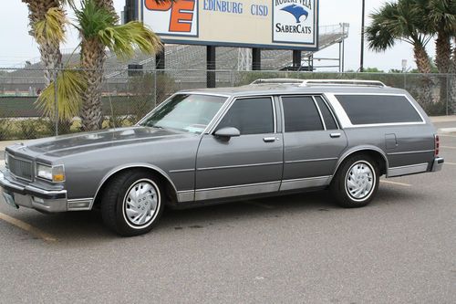 1989 chevrolet caprice classic wagon 4-door 5.0l