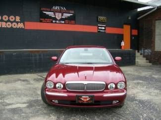 2006 red xj8!