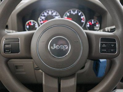 SUV 3.7L CD 3.7L V6 ENGINE Rear Wheel Drive Power Steering Temporary Spare Tire, US $15,995.00, image 14