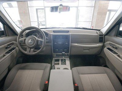 SUV 3.7L CD 3.7L V6 ENGINE Rear Wheel Drive Power Steering Temporary Spare Tire, US $15,995.00, image 17