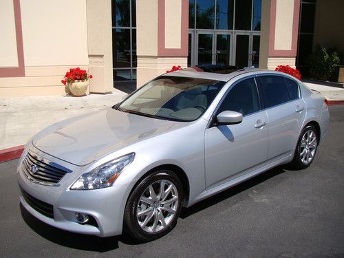 2011 infiniti g37s sport sedan, only 10k mi, automatic, navigation, roof, tint!