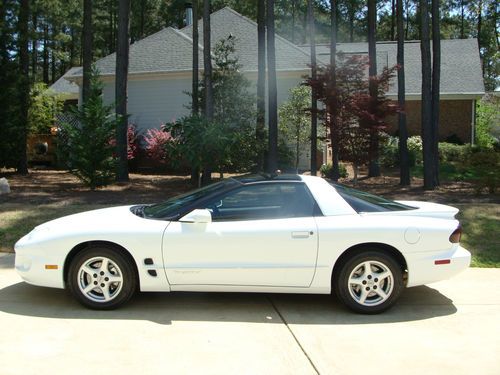 2002 pontiac firebird base coupe 2-door 3.8l