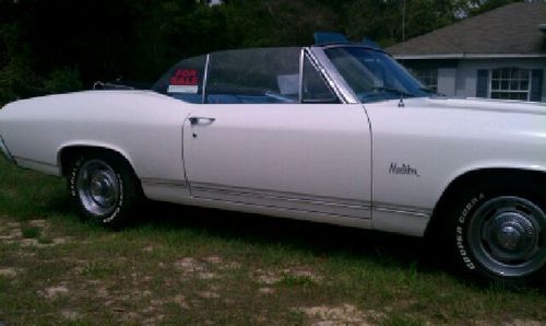 White chevelle convertible. showroom condition