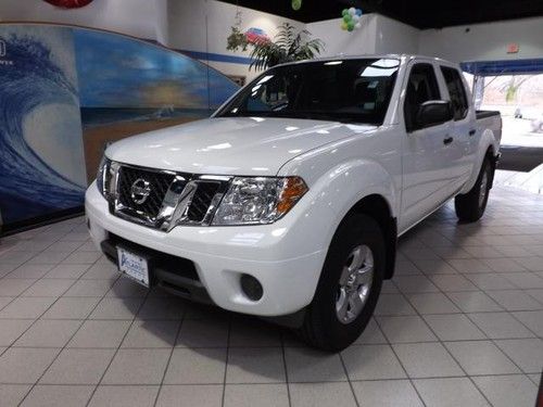 2012 nissan frontier crew cab pick up