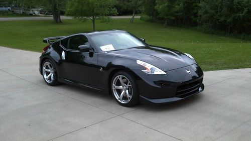 2012 nissan 370z nismo coupe 2-door 3.7l