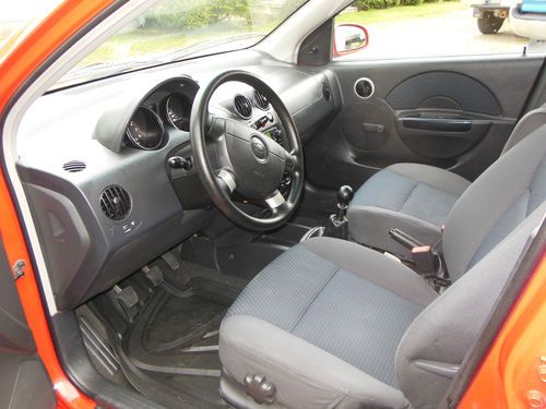 2008 chevrolet aveo ls hatchback 4-door 1.6l
