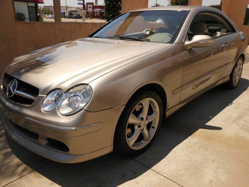 2005 mercedes-benz clk320 base coupe 2-door 3.2l