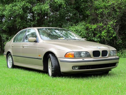 2000 bmw 528i base sedan 4-door 2.8l