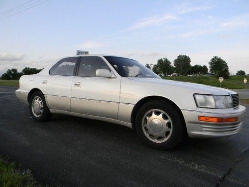 Lexus ls400 sedan 85k miles leather loaded 4.0l v-8 nice!