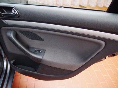 CLEAN CARFAX WARRANTY DEALER INSPECTED AC AUTOMATIC VALUE EDITION, image 19