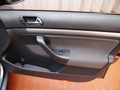 CLEAN CARFAX WARRANTY DEALER INSPECTED AC AUTOMATIC VALUE EDITION, image 21