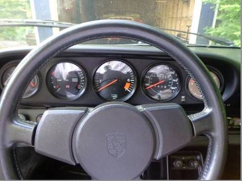 1984 Porsche 911 Carrera Coupe 2-Door 3.2L, image 5