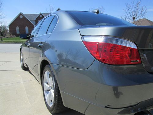 2007 BMW 525Xi LOW MILES NAVIGATION EXCELLENT CONDITION NO RESERVE, image 4
