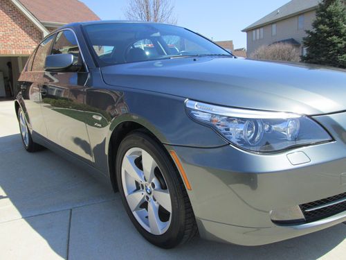 2007 BMW 525Xi LOW MILES NAVIGATION EXCELLENT CONDITION NO RESERVE, image 7
