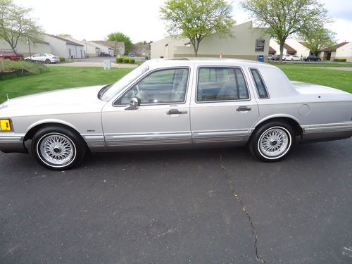 1991 lincoln town car 4 door cartier edition 1 owner 52k miles