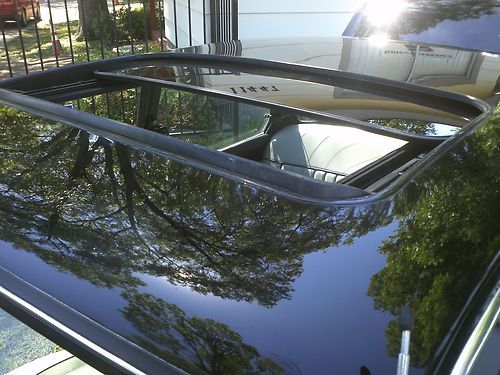 1974 BMW 2002 Schwartz Black, electric moonroof, AC, all new resto.. final sale, image 3