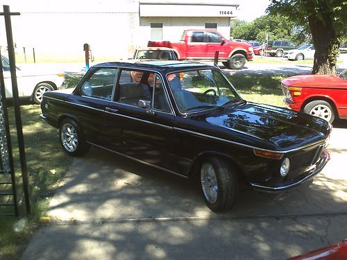 1974 BMW 2002 Schwartz Black, electric moonroof, AC, all new resto.. final sale, image 5