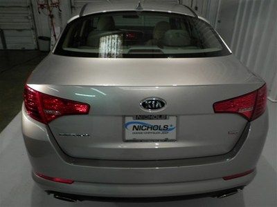 LX 2.4L Turn signal in mirrors, Traction control 1 owner no accidents leather, image 5