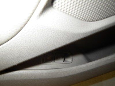 LX 2.4L Turn signal in mirrors, Traction control 1 owner no accidents leather, image 19