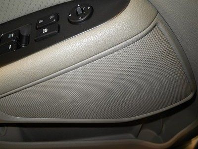 LX 2.4L Turn signal in mirrors, Traction control 1 owner no accidents leather, image 20