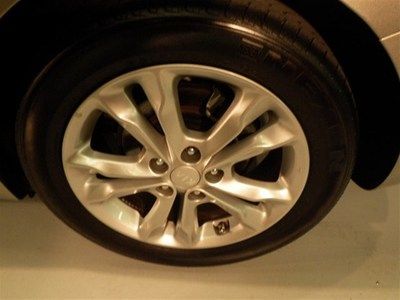 LX 2.4L Turn signal in mirrors, Traction control 1 owner no accidents leather, image 36