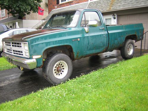 1987 gmc sierra v2500 4x4 20k on fuel injected 350 posi front &amp; rear has sm 465