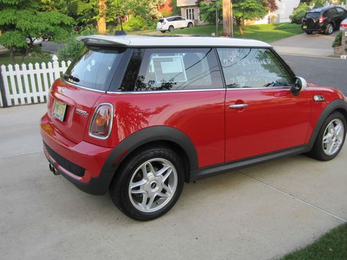 Chili Red, Excellent Condition, Under Warranty until 4/2014 - Private Seller, image 2