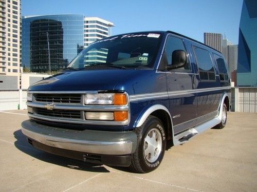 2000 chevrolet express travel van no reserve!!!