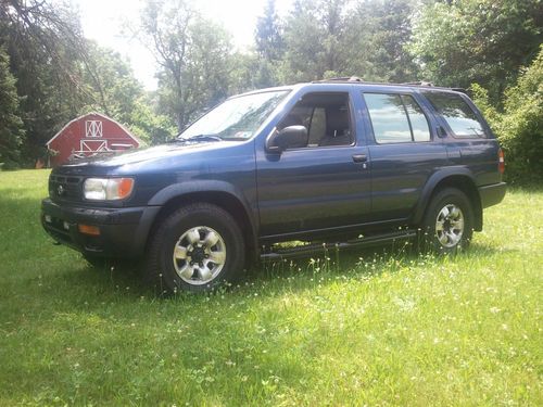 '97 nissan pathfinder se loaded, cold a/c, fresh inspection low miles and loved