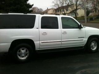 2003 gmc yukon  sport utility 4-door 5.3l