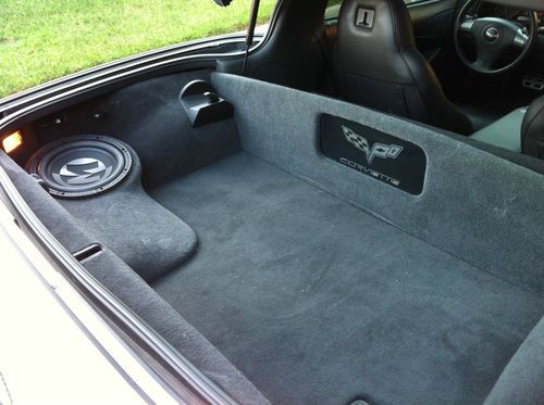 2006 Chevrolet Corvette Base Coupe 1LT Original Owner, low miles, image 5