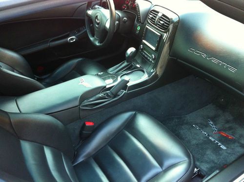 2006 Chevrolet Corvette Base Coupe 1LT Original Owner, low miles, image 11