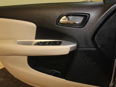 FlexFuel Roof Rack 3rd Row Push Start MP3 SIRIUS XM Alloy Wheels Power Seat, image 17