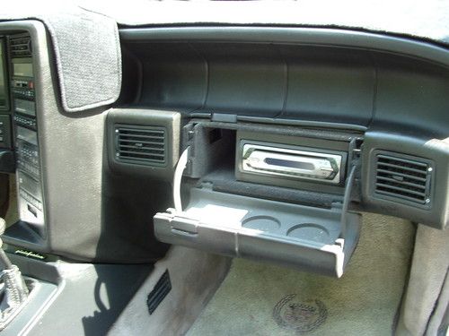 NO RESERVE - 1990 Caddy Allante Convertible, 108k, Pearl White, Black Leather, image 18