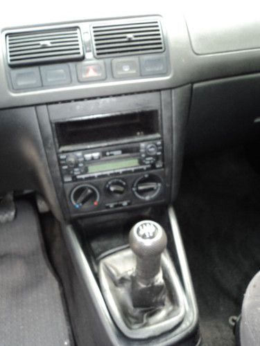 2001Golf4Door 5 Speed Jet Black Runs Super Cold Air NO RESERVE, image 11