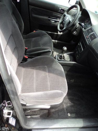 2001Golf4Door 5 Speed Jet Black Runs Super Cold Air NO RESERVE, image 17