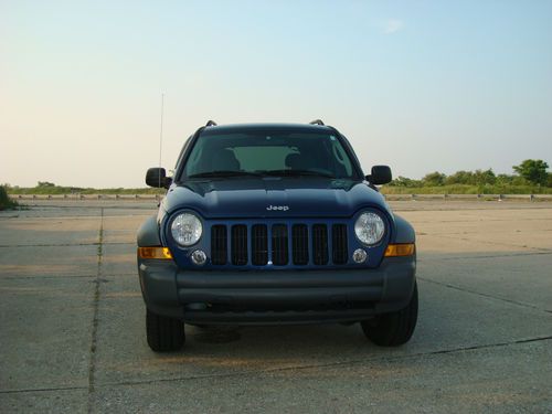 2005 Jeep Liberty Trai Rated Sport Utility 4-Door 3.7L, image 2