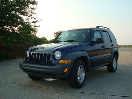 2005 Jeep Liberty Trai Rated Sport Utility 4-Door 3.7L, image 8
