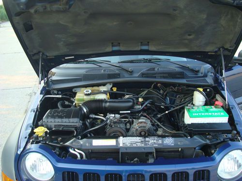 2005 Jeep Liberty Trai Rated Sport Utility 4-Door 3.7L, image 19