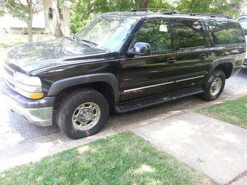 2002 chevrolet suburban 2500 lt sport utility 4-door 8.1l