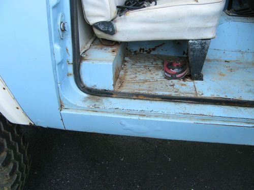 1972 Early Ford Bronco Half Cab Run and Drive Project 302 Automatic, image 3