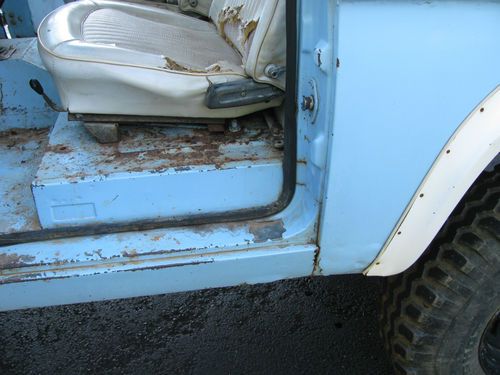 1972 Early Ford Bronco Half Cab Run and Drive Project 302 Automatic, image 4