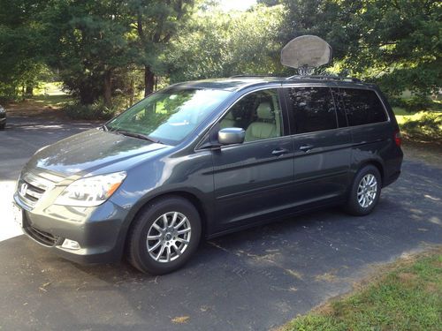 Honda odyssey touring edition single owner loaded with options navigation dvd
