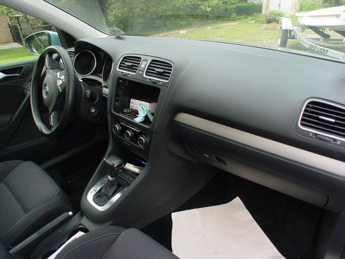 2010 Volkswagen Golf TDI Hatchback 2-Door 2.0L, image 21
