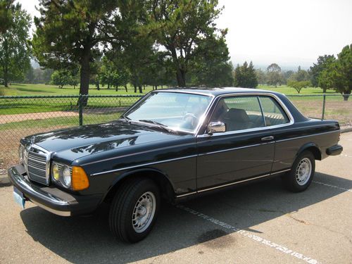 1984 mercedes 300cd turbo diesel 2-door midnight blue coupe - showroom condition