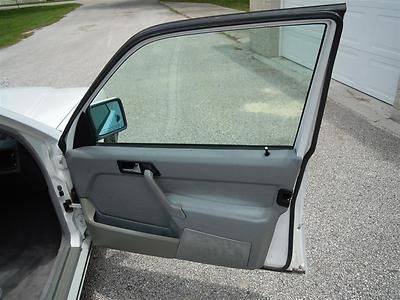 1992 MERCEDES-BENZ 190E 2.3L WHITE GRAY LEATHER MOONROOF COLD A/C NEW TIRES!!!, US $2,000.00, image 17