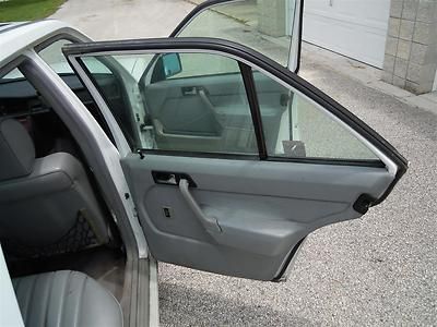 1992 MERCEDES-BENZ 190E 2.3L WHITE GRAY LEATHER MOONROOF COLD A/C NEW TIRES!!!, US $2,000.00, image 18