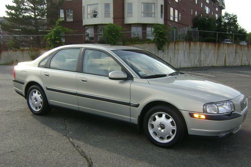 2001 volvo s80 v6 auto sunroof clean!! 4-door sedan no reserve!!