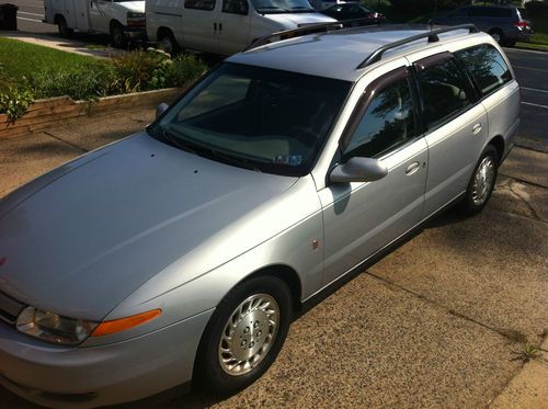 2000 saturn station wagon - drive anywhere right now - valid pa inspection