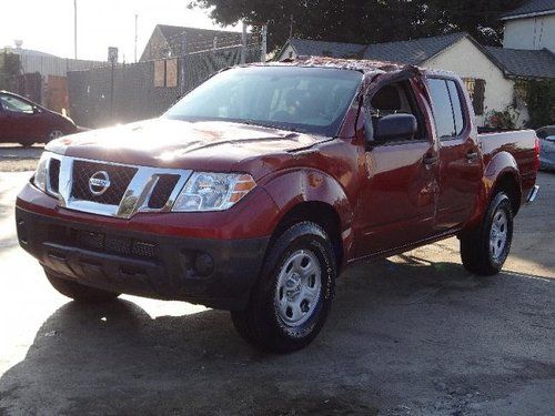 2013 nissan frontier s crew cab 4wd damaged rebuilder wont last priced to sell!!